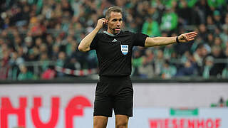 Steht vor seinem 179. Einsatz in der Bundesliga: FIFA-Referee Tobias Stieler © imago